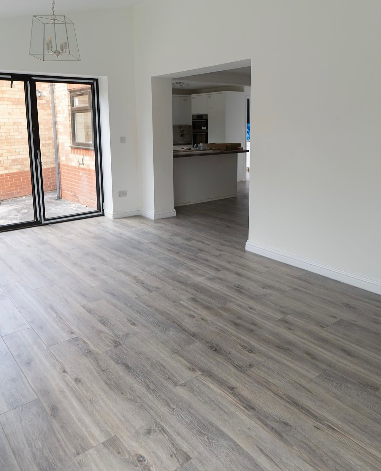 high_end_flooring_1748921592_3646541073598633211_71794381068